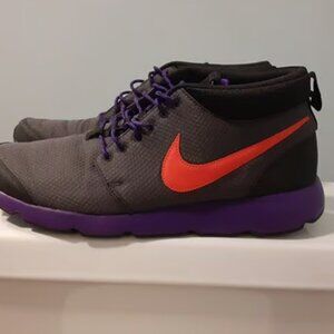 VERY RARE - Nike Roshe Run Mid Trail - Size 13 (Purple/Black/Gray/Orange)